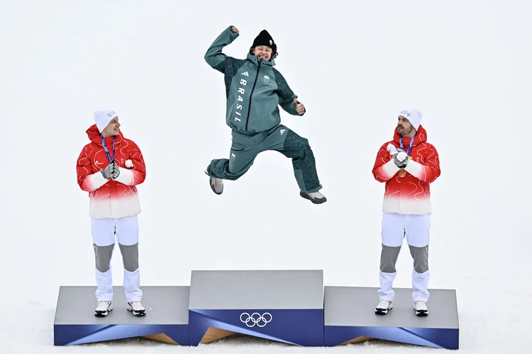 Milão-Cortina 2026 chega ao fim com ouro inédito do Brasil nos Jogos de Inverno