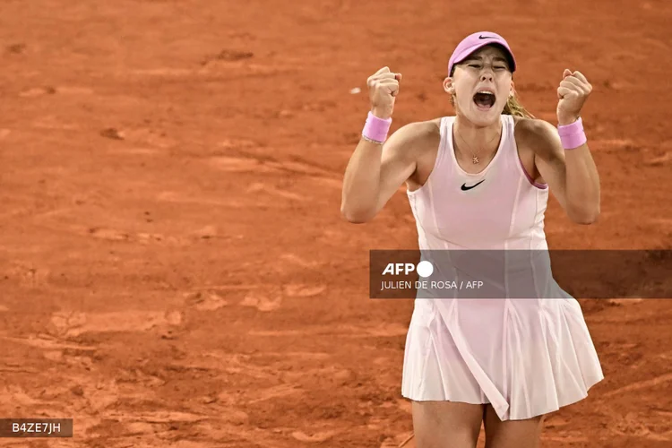Mirra Andreeva vence Marta Kostyuk e avança para a final inédita de Roland Garros