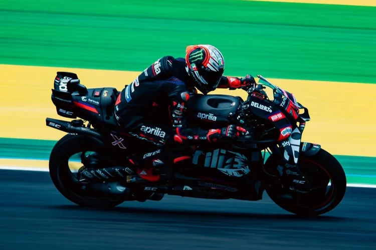 MotoGP no Brasil: Bezzecchi vence em prova com voltas reduzidas
