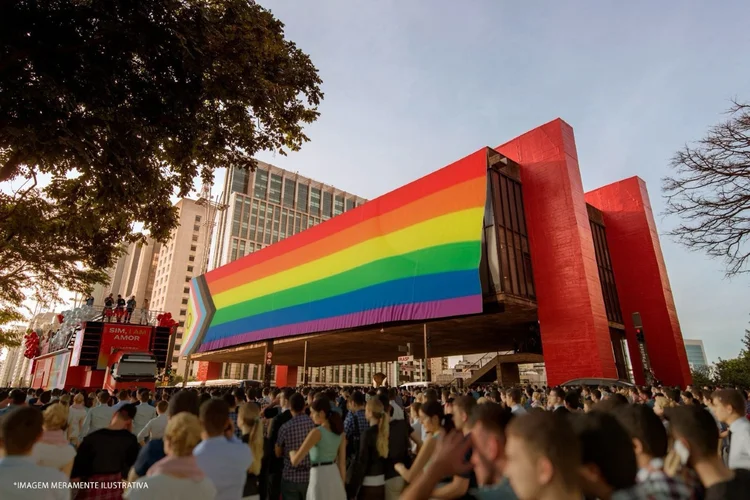 Não vai à Paulista? Veja onde assistir à Parada LGBT+ de SP ao vivo