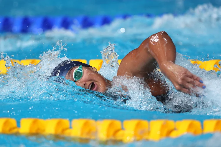 Natação ou corrida: qual é melhor para o coração, segundo a ciência?