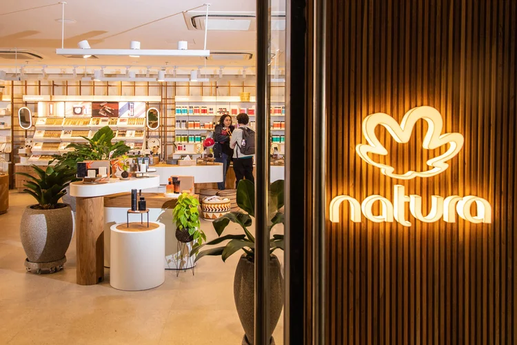 Natura sobe mais de 9% após acordo com Advent e mudanças no conselho
