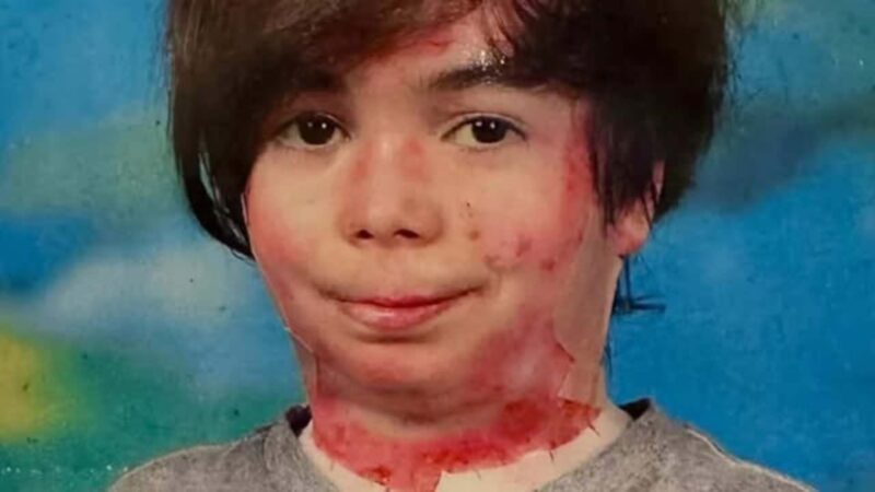 Neto de famosa morre aos 16 anos; causa assusta os fãs