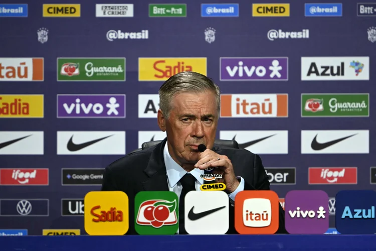 'Neymar vai jogar na Copa se merecer', diz Ancelotti