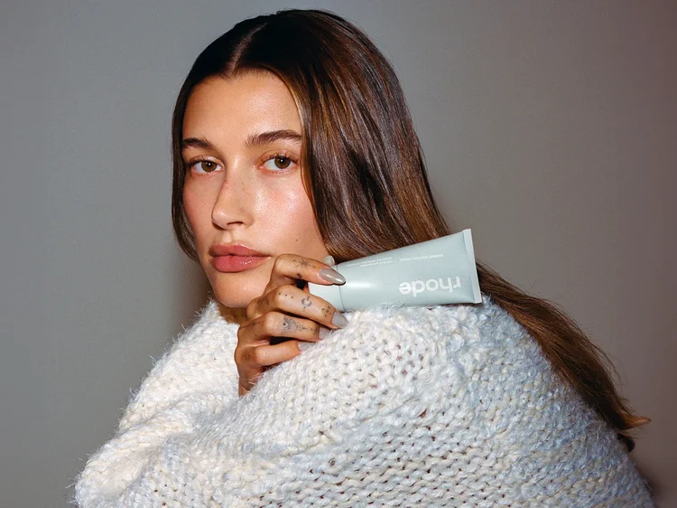 No Coachella de 2026, a headliner é Hailey Bieber