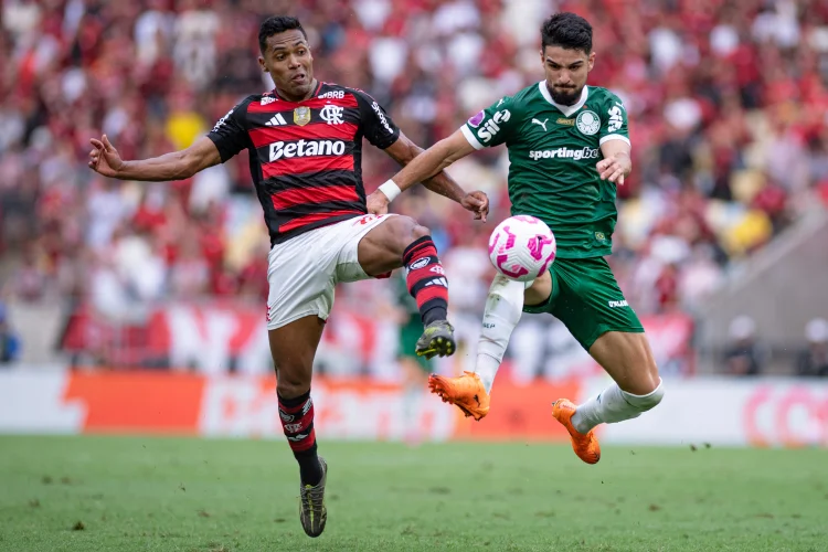 No último confronto entre Flamengo e Palmeiras, quem venceu?