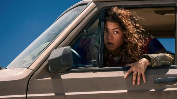 Novo episódio de 'Euphoria' traz dívida milionária, crime e tensão com DEA