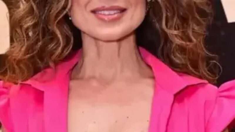 Novo rosto? Aparência e look de cantora sertaneja vira assunto: ‘Que horror’