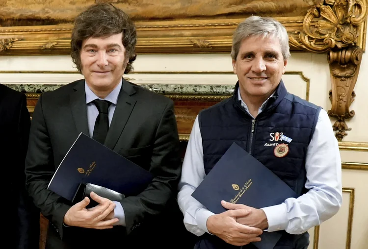 'Nunca comprei roupas na Argentina', diz ministro da Economia de Milei