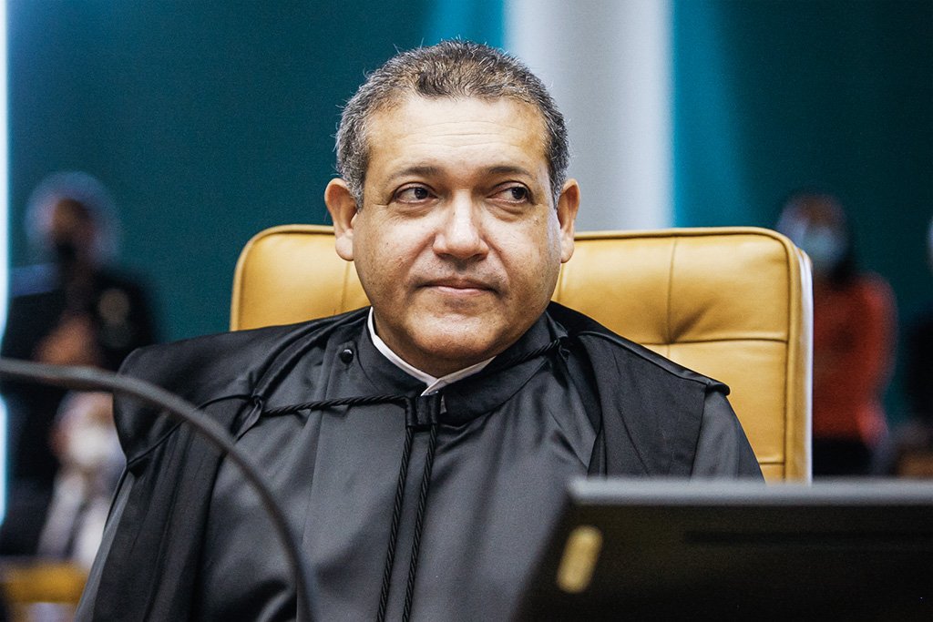 Nunes Marques toma posse como presidente do TSE