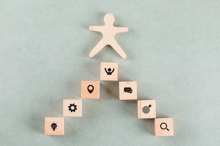 O caminho até o C-level mostra por que cada etapa da carreira pede novas competências