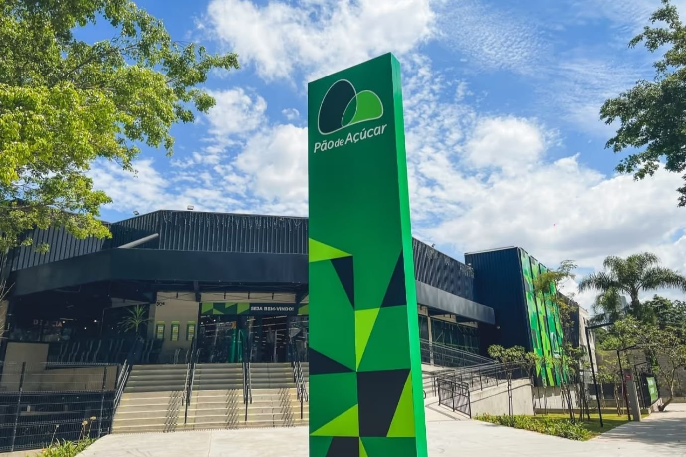 O Pão de Açúcar vai fechar? Entenda a situação financeira da varejista