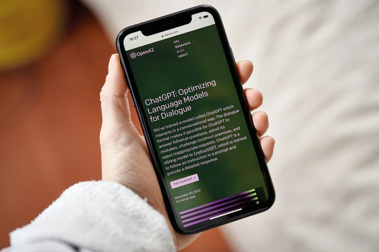 O prompt do ChatGPT que resume PDFs gigantes sem perder dados importantes