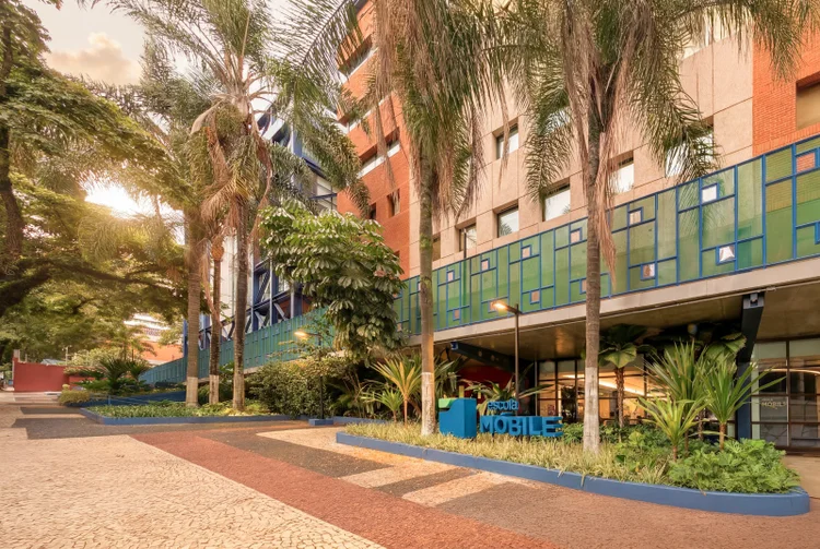 O que as escolas que mais crescem já entenderam sobre marketing educacional e a maioria ainda ignora