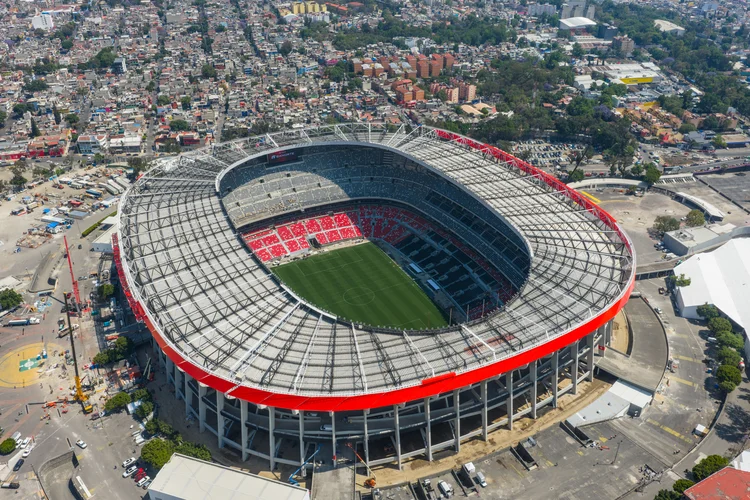 O único estádio a sediar a abertura de três Copas do Mundo: a história do Azteca