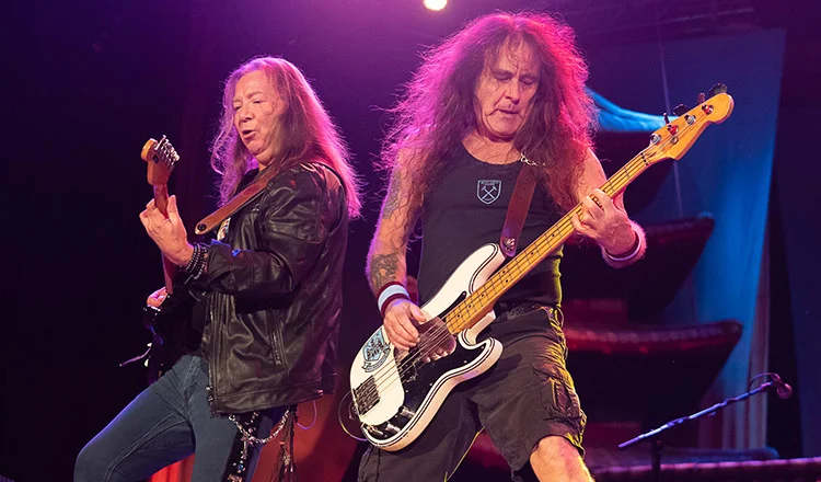 Oasis, Iron Maiden e Phil Collins são eleitos para o Hall da Fama do Rock