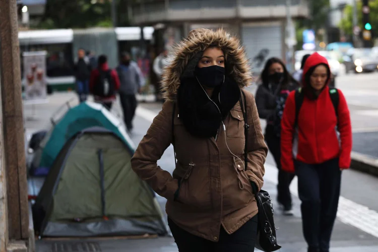 Onda de frio já tem data para chegar e pode baixar temperatura em até 10 graus