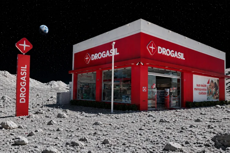 ‘Onipresença’ da Drogasil vira até meme — o que a RD Saúde ganha com isso?