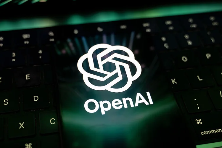 OpenAI lança programa de bolsas para engenheiros e pesquisadores