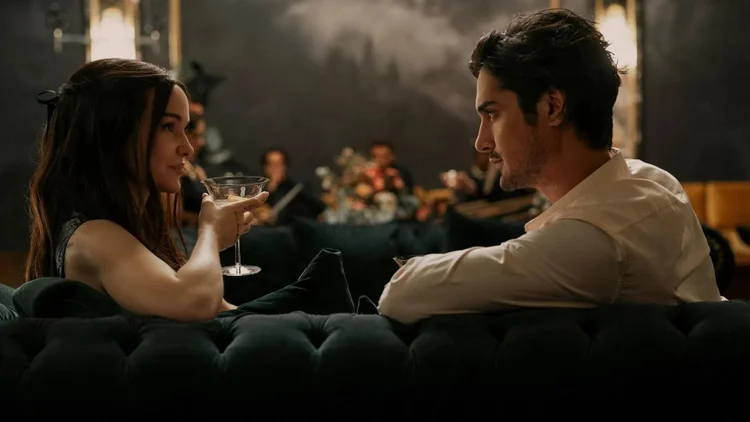 Os 6 melhores filmes e séries para maratonar no fim de semana