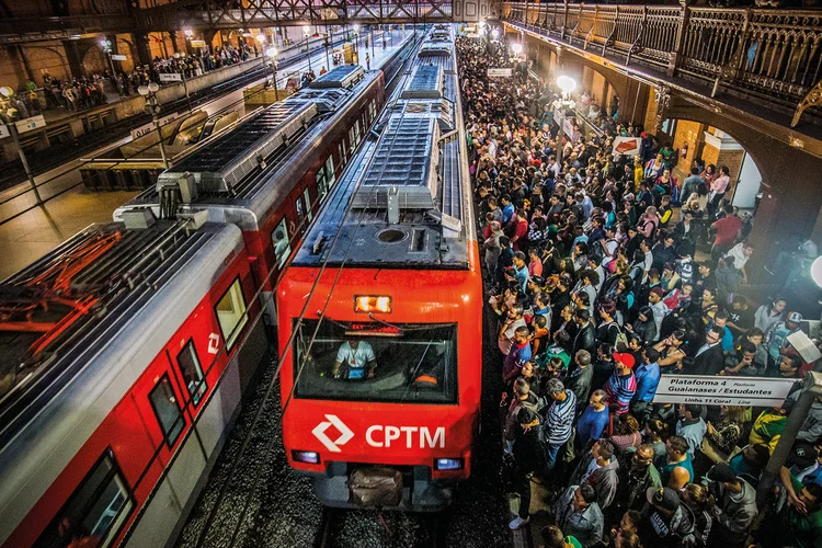 Pagamento de trem no cartão de crédito supera 460 mil viagens por mês em SP