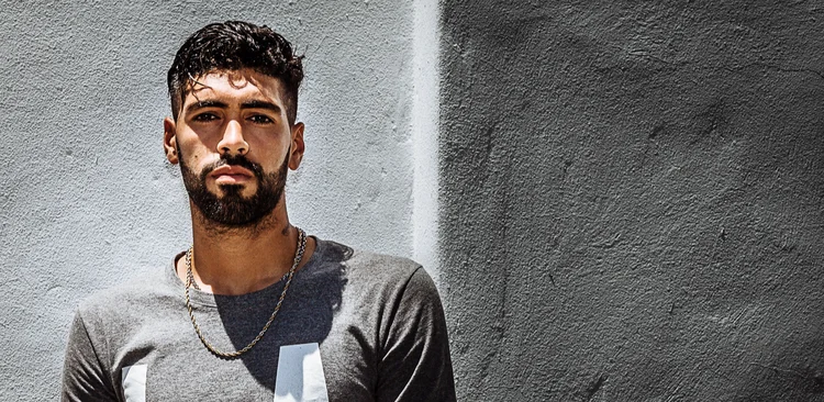Palmeiras oficializa contratação de Alexander Barboza