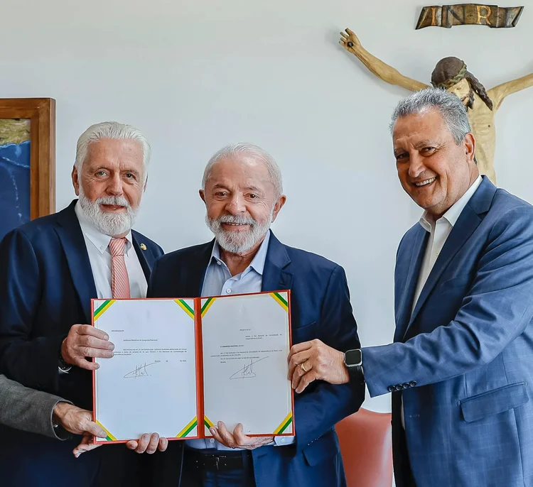 Paraná Pesquisas: Rui Costas e Jaques Wagner lideram corrida ao Senado na Bahia