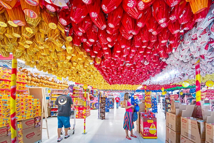 Páscoa mais cara muda consumo, mas 69% ainda compram chocolate