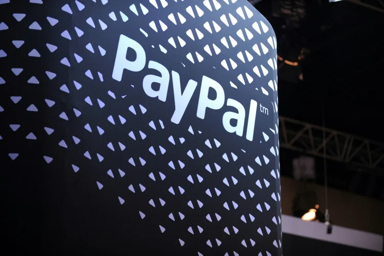 PayPal perdeu metade do valor de mercado — e agora é alvo de aquisição, diz agência