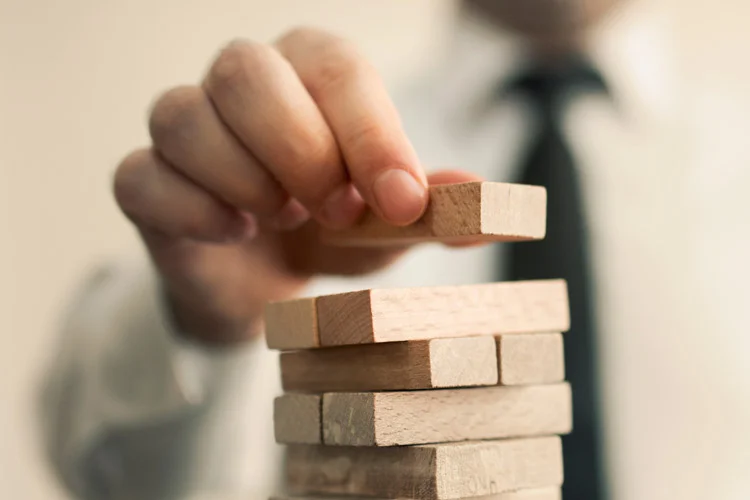 Pedimos ao ChatGPT um plano de carreira para quem quer virar gestor — veja as 3 etapas que ele deu