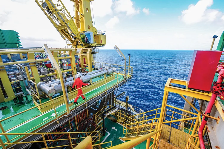 Petrobras encontra hidrocarbonetos no pré-sal da Bacia de Campos