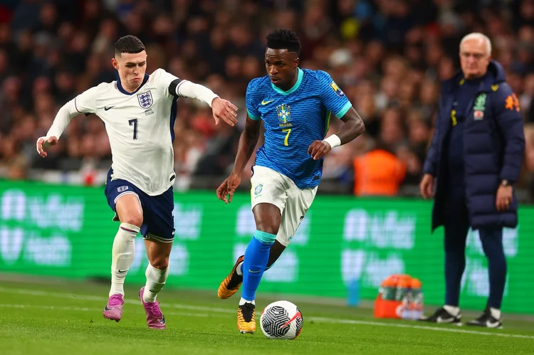 Phil Foden fica fora da Copa de 2026 após temporada abaixo no Manchester City