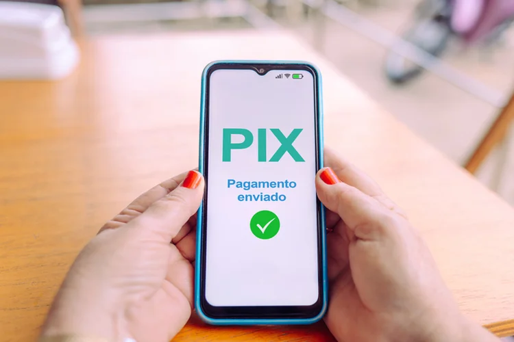 Pix fora do ar? Forma de pagamento passa por instabilidades neste sábado, 7