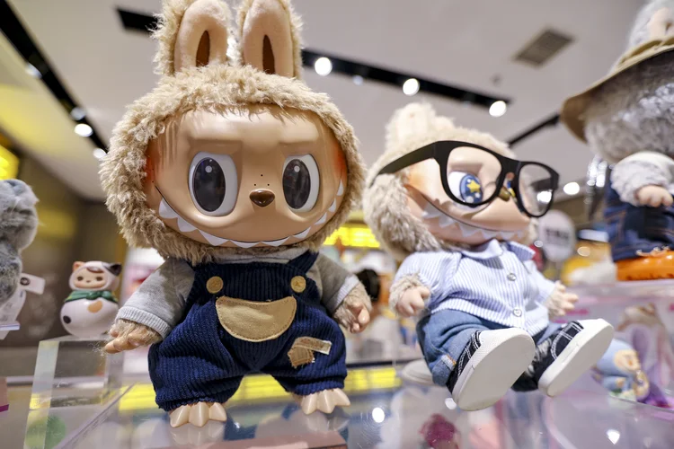 Pop Mart chega ao Brasil em meio a dúvidas sobre dependência do Labubu