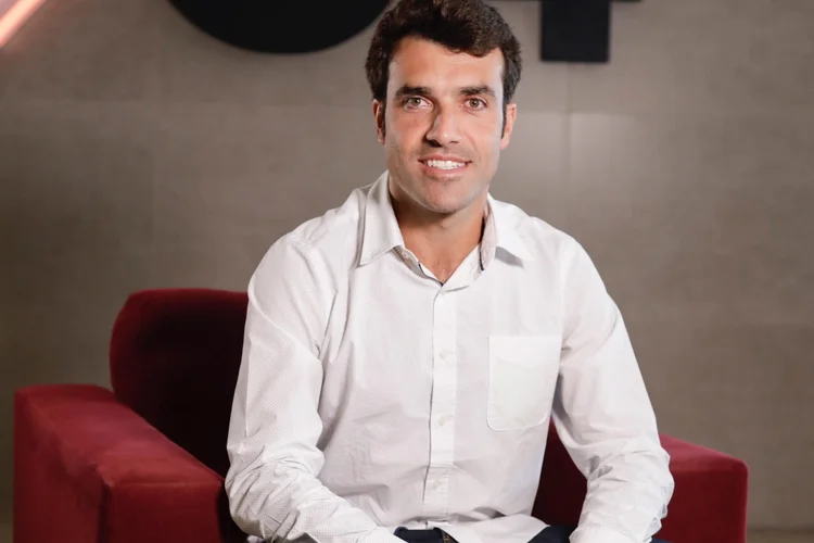 Por que essa empresa decidiu pagar 100% da academia de funcionários que se exercitam?