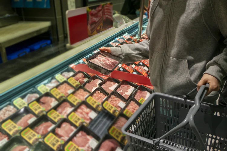 Por que o preço da carne disparou nos EUA desde 2025