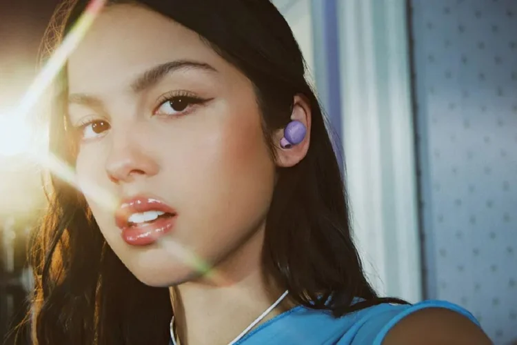 Por uma: Olivia Rodrigo quase transforma todas suas músicas em hits