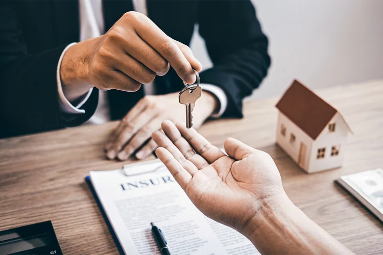 Posso comprar imóvel com dinheiro vivo? A resposta é sim. Por enquanto