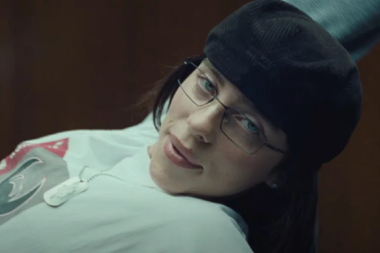 Pré-venda de filme-concerto de Billie Eilish abre nesta quinta-feira; saiba mais