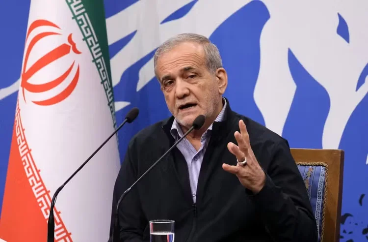 Presidente do Irã diz que morte de Khamenei é 'declaração aberta de guerra'