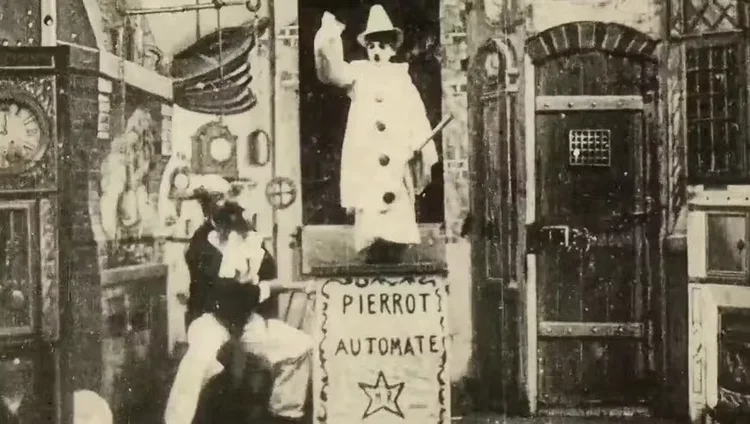 Primeiro filme da história com presença de robô é resgatado de baú de colecionador