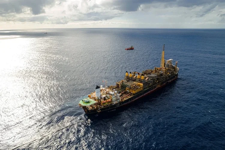 PRIO é favorita de analistas para crise no Irã e desbanca Petrobras