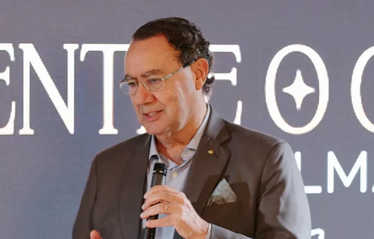 Psiquiatra e escritor, Augusto Cury anuncia pré-candidatura a presidente da República