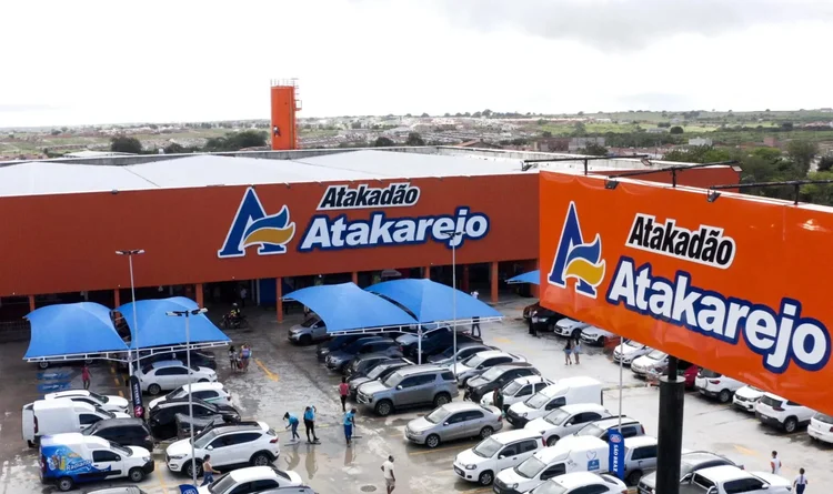 Quais são os 10 maiores supermercados da Bahia? Veja quanto eles faturam