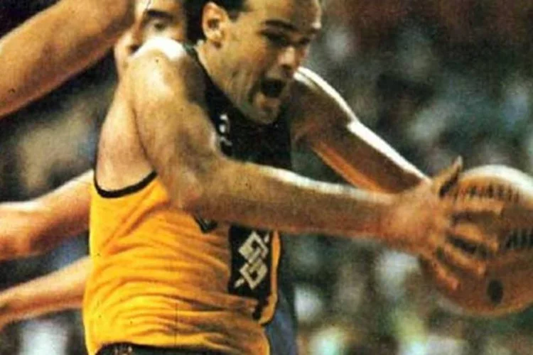 Qual foi o jogo em que Oscar Schmidt mais pontuou