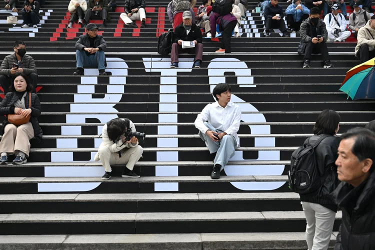 Quando estreia o documentário do BTS na Netflix?