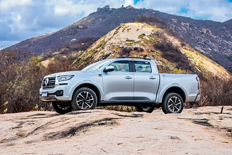 Quatro carros para viajar por quatro destinos diferentes