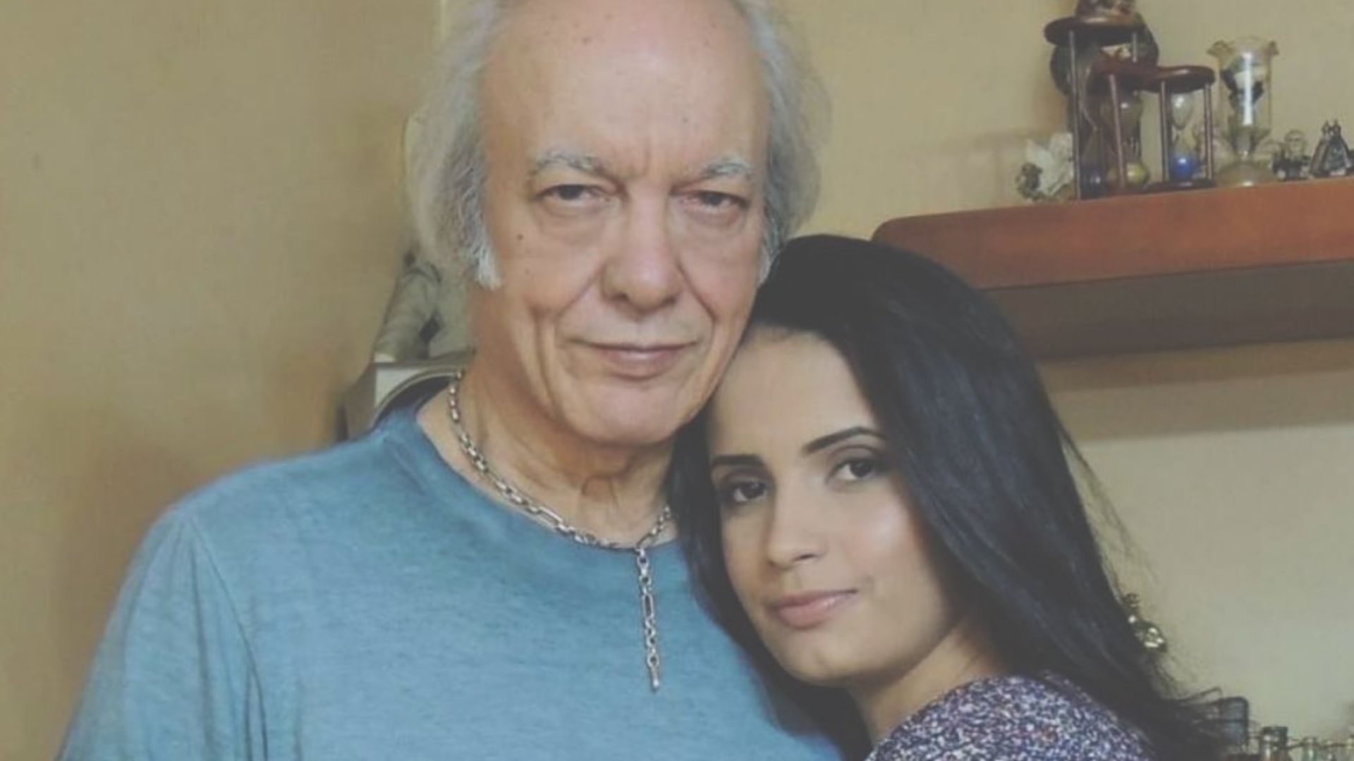 Quem é a viúva de Erasmo Carlos, que disputa por herança contra filhos do cantor