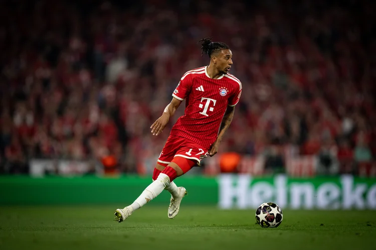 Quem é Michael Olise? jogador do Bayern de Munique é cotado para a Bola de Ouro