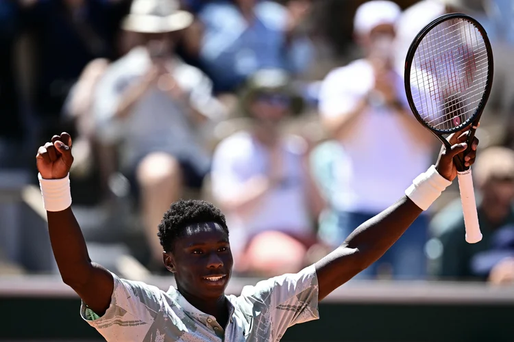 Quem é Moise Kouame? Francês de 17 anos faz história em Roland Garros